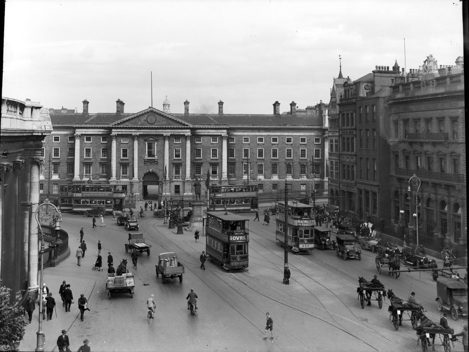 Historical photograph demonstration - Before colorization